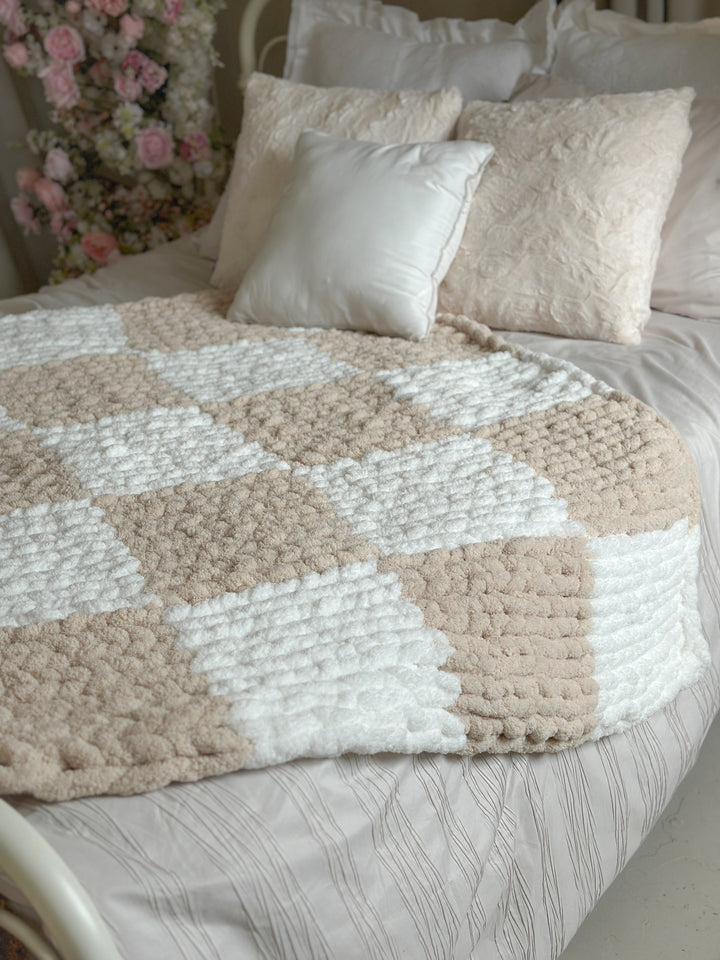 Checkered Chunky Knit Blanket (handmade)