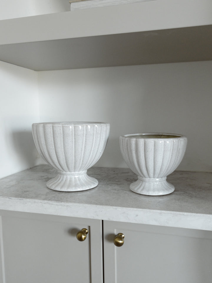The Porcelain Châtelaine Compote