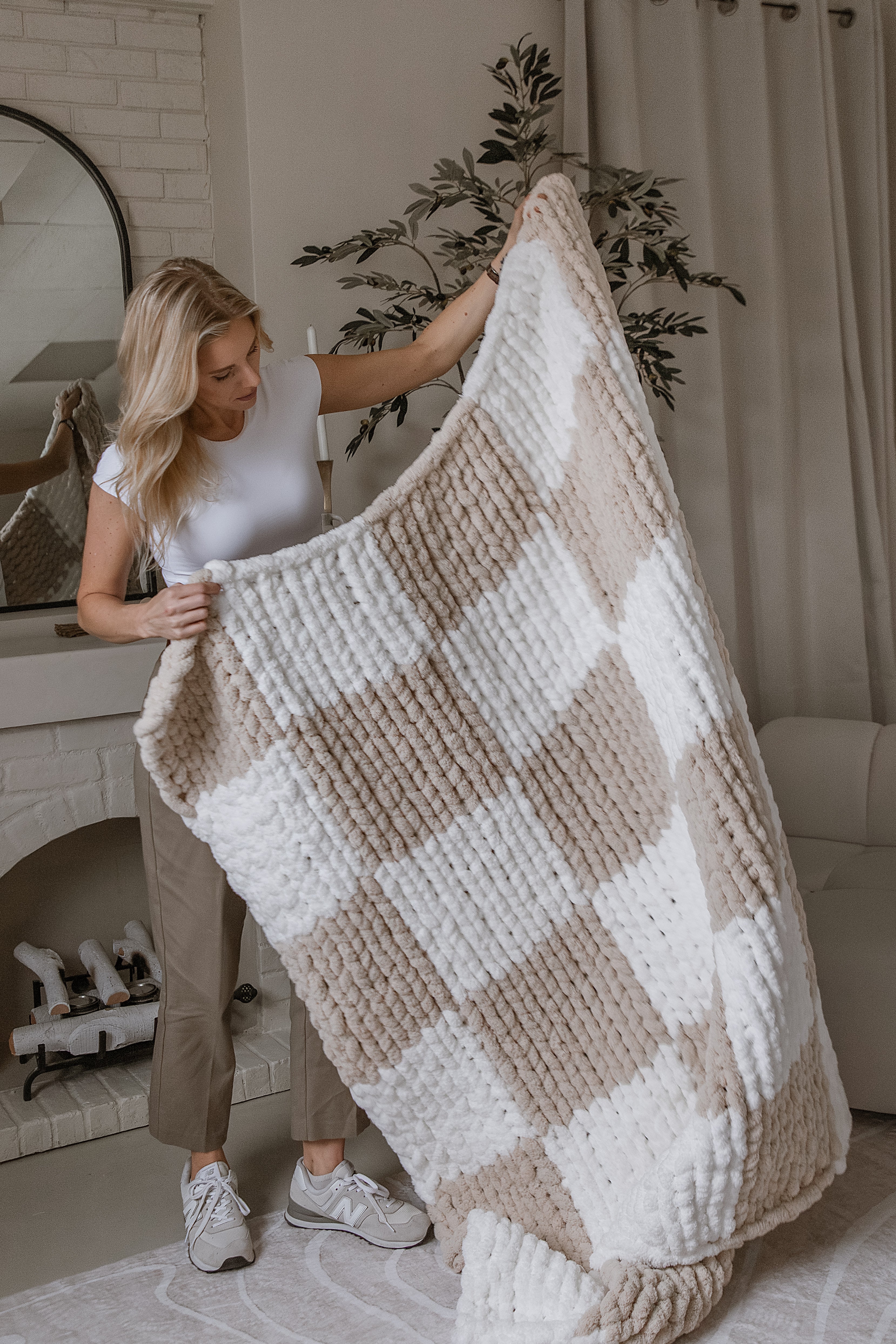 Chunky knit blankets sales