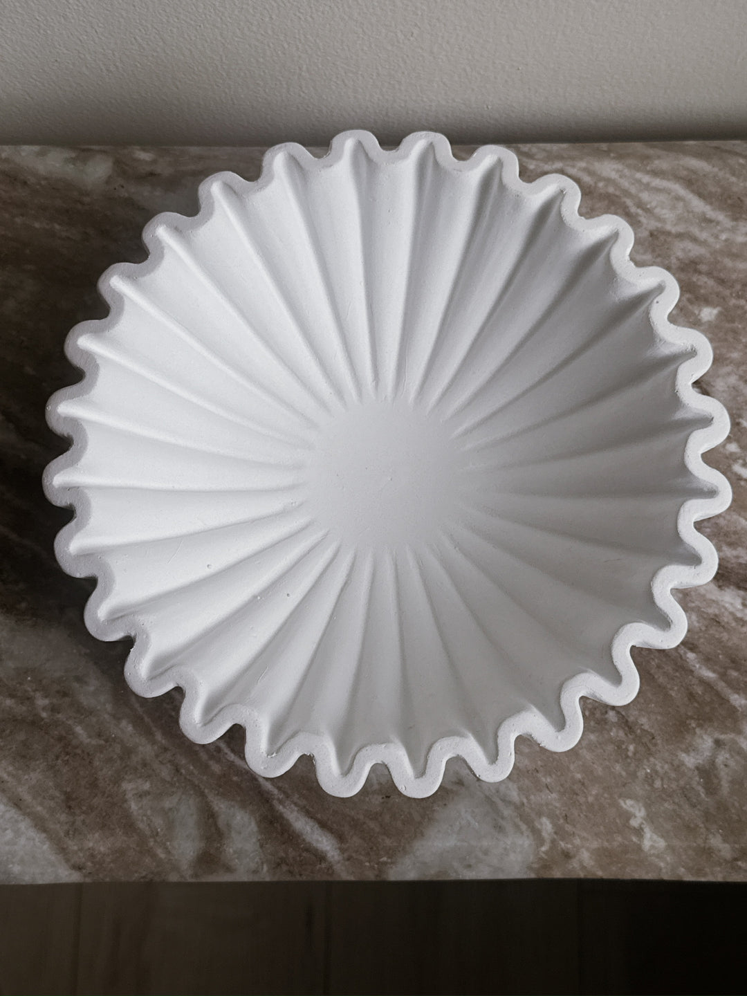 Decorative Fluted Ruffle Bowl