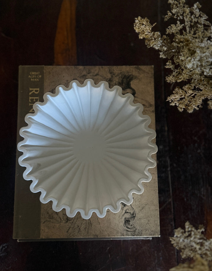 Decorative Fluted Ruffle Bowl